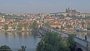 Město Praha - Pražský hrad, Karlův most, Vltava - 15.8.2025 v 07:00