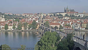 Město Praha - Pražský hrad, Karlův most, Vltava - 15.8.2025 v 08:00