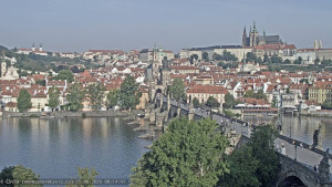 Město Praha - Pražský hrad, Karlův most, Vltava - 15.8.2025 v 08:15