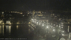 Město Praha - Pražský hrad, Karlův most, Vltava - 19.8.2025 v 00:45