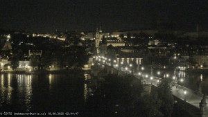 Město Praha - Pražský hrad, Karlův most, Vltava - 19.8.2025 v 02:45