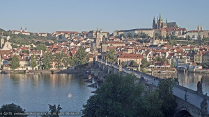 Město Praha - Pražský hrad, Karlův most, Vltava - 19.8.2025 v 06:45