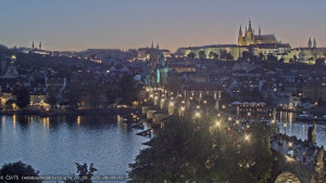 Město Praha - Pražský hrad, Karlův most, Vltava - 19.8.2025 v 20:45