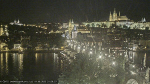 Město Praha - Pražský hrad, Karlův most, Vltava - 19.8.2025 v 22:00