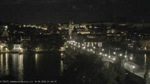 Město Praha - Pražský hrad, Karlův most, Vltava - 16.9.2025 v 01:45