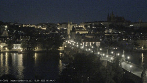 Město Praha - Pražský hrad, Karlův most, Vltava - 16.9.2025 v 05:45