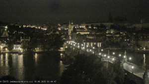 Město Praha - Pražský hrad, Karlův most, Vltava - 18.9.2025 v 02:45