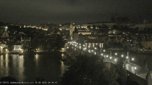 Město Praha - Pražský hrad, Karlův most, Vltava - 18.9.2025 v 04:45