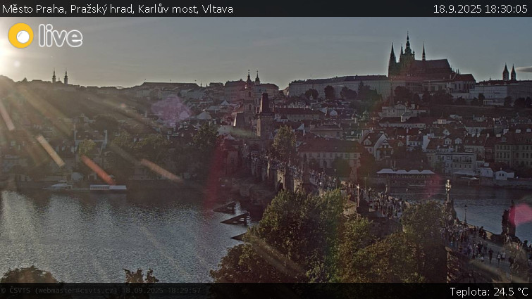 Město Praha - Pražský hrad, Karlův most, Vltava - 18.9.2025 v 18:30