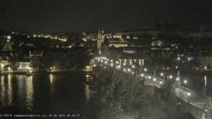 Město Praha - Pražský hrad, Karlův most, Vltava - 29.9.2025 v 00:30