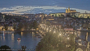 Město Praha - Pražský hrad, Karlův most, Vltava - 29.9.2025 v 19:15