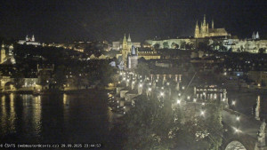 Město Praha - Pražský hrad, Karlův most, Vltava - 29.9.2025 v 23:45