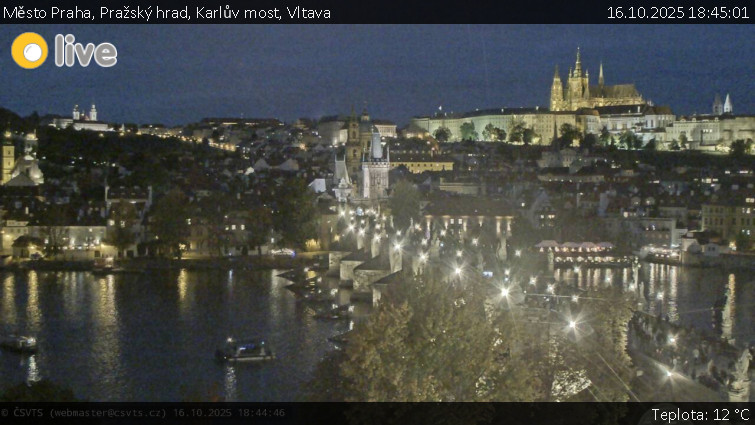 Město Praha - Pražský hrad, Karlův most, Vltava - 16.10.2025 v 18:45 Město Praha - Pražský hrad, Karlův most, Vltava - 16.10.2025 v 18:45