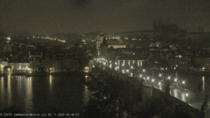 Město Praha - Pražský hrad, Karlův most, Vltava - 2.11.2025 v 05:45