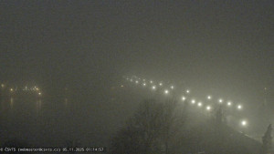 Město Praha - Pražský hrad, Karlův most, Vltava - 5.11.2025 v 01:15 Město Praha - Pražský hrad, Karlův most, Vltava - 5.11.2025 v 01:15