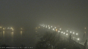 Město Praha - Pražský hrad, Karlův most, Vltava - 5.11.2025 v 01:30 Město Praha - Pražský hrad, Karlův most, Vltava - 5.11.2025 v 01:30