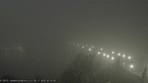 Město Praha - Pražský hrad, Karlův most, Vltava - 5.11.2025 v 02:15 Město Praha - Pražský hrad, Karlův most, Vltava - 5.11.2025 v 02:15