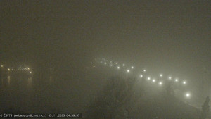 Město Praha - Pražský hrad, Karlův most, Vltava - 5.11.2025 v 05:00 Město Praha - Pražský hrad, Karlův most, Vltava - 5.11.2025 v 05:00