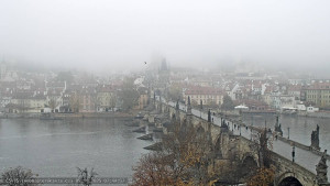 Město Praha - Pražský hrad, Karlův most, Vltava - 5.11.2025 v 07:45 Město Praha - Pražský hrad, Karlův most, Vltava - 5.11.2025 v 07:45