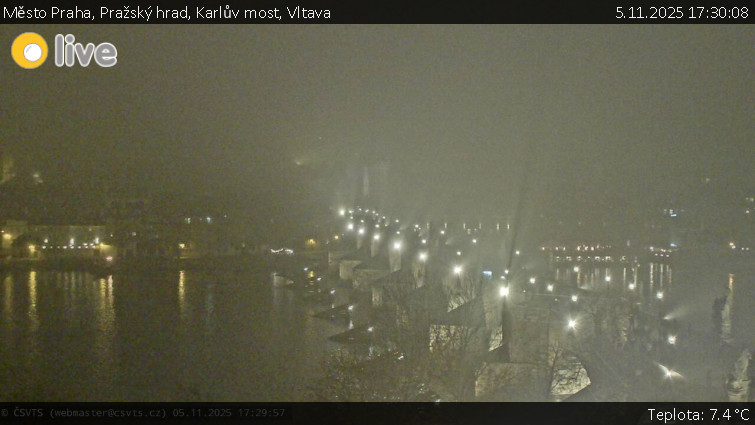 Město Praha - Pražský hrad, Karlův most, Vltava - 5.11.2025 v 17:30