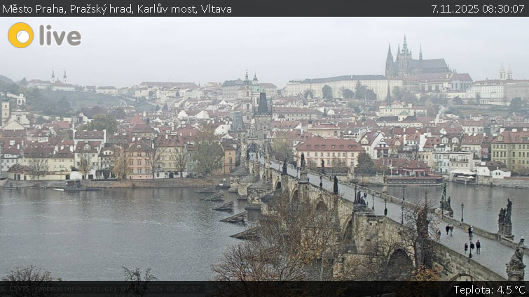 Město Praha - Pražský hrad, Karlův most, Vltava - 7.11.2025 v 08:30