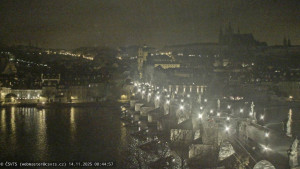 Město Praha - Pražský hrad, Karlův most, Vltava - 14.11.2025 v 00:45 Město Praha - Pražský hrad, Karlův most, Vltava - 14.11.2025 v 00:45
