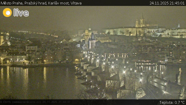 Město Praha - Pražský hrad, Karlův most, Vltava - 24.11.2025 v 21:45