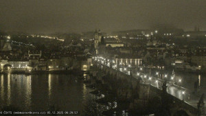 Město Praha - Pražský hrad, Karlův most, Vltava - 5.12.2025 v 06:30