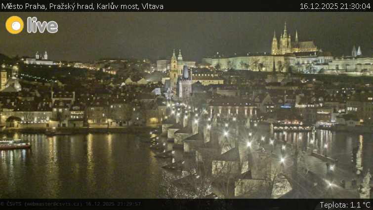 Město Praha - Pražský hrad, Karlův most, Vltava - 16.12.2025 v 21:30