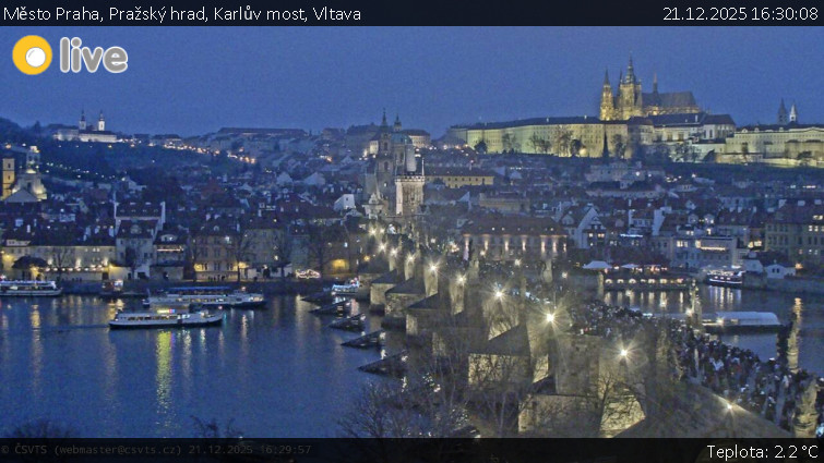 Město Praha - Pražský hrad, Karlův most, Vltava - 21.12.2025 v 16:30