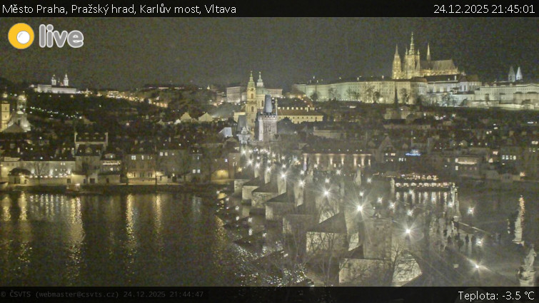 Město Praha - Pražský hrad, Karlův most, Vltava - 24.12.2025 v 21:45