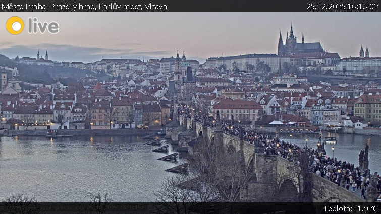 Město Praha - Pražský hrad, Karlův most, Vltava - 25.12.2025 v 16:15