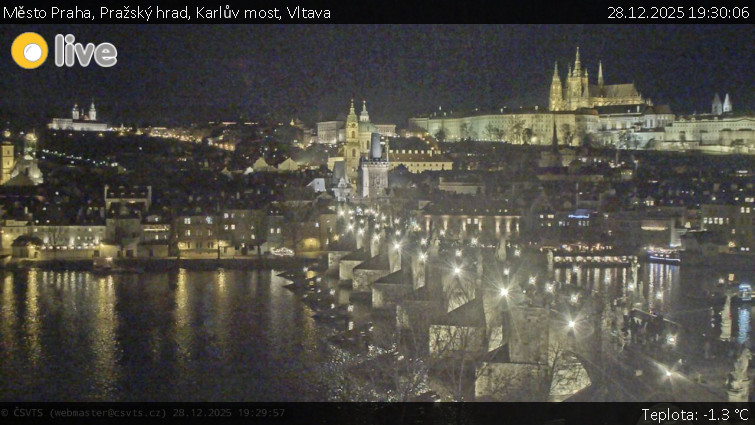 Město Praha - Pražský hrad, Karlův most, Vltava - 28.12.2025 v 19:30