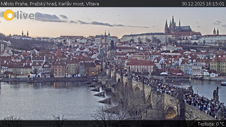 Město Praha - Pražský hrad, Karlův most, Vltava - 30.12.2025 v 16:15