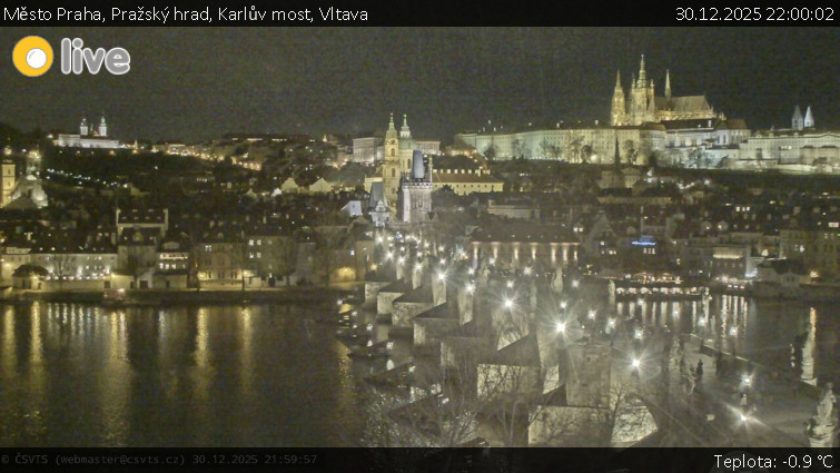 Město Praha - Pražský hrad, Karlův most, Vltava - 30.12.2025 v 22:00