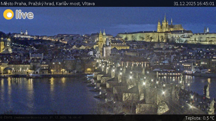 Město Praha - Pražský hrad, Karlův most, Vltava - 31.12.2025 v 16:45