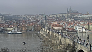 Město Praha - Pražský hrad, Karlův most, Vltava - 27.2.2026 v 12:00