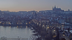 Město Praha - Pražský hrad, Karlův most, Vltava - 27.2.2026 v 18:00