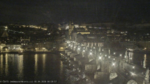 Město Praha - Pražský hrad, Karlův most, Vltava - 5.4.2026 v 01:00