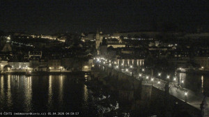 Město Praha - Pražský hrad, Karlův most, Vltava - 5.4.2026 v 05:00