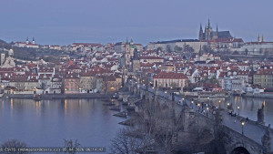 Město Praha - Pražský hrad, Karlův most, Vltava - 5.4.2026 v 06:15