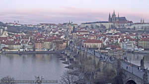 Město Praha - Pražský hrad, Karlův most, Vltava - 5.4.2026 v 06:30
