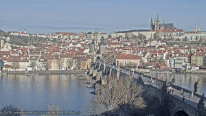 Město Praha - Pražský hrad, Karlův most, Vltava - 5.4.2026 v 08:00