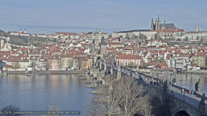 Město Praha - Pražský hrad, Karlův most, Vltava - 5.4.2026 v 08:15