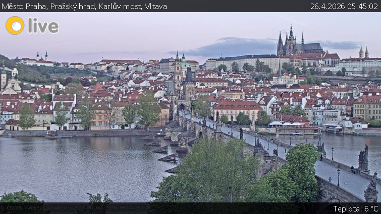 Město Praha - Pražský hrad, Karlův most, Vltava - 26.4.2026 v 05:45