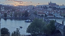 Pražský hrad, Karlův most, Vltava
