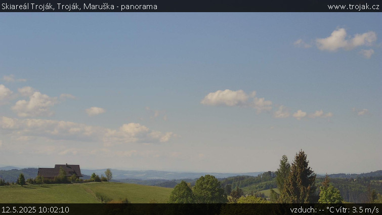 Skiareál Troják - Troják, Maruška - panorama - 12.5.2025 v 10:02 Skiareál Troják - Troják, Maruška - panorama - 12.5.2025 v 10:02