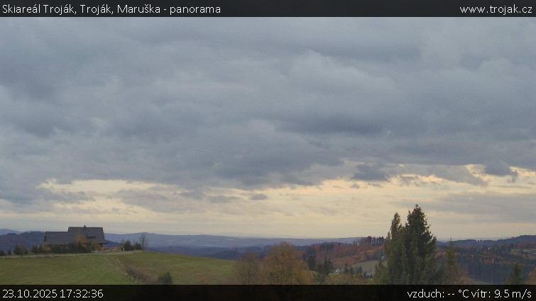 Skiareál Troják - Troják, Maruška - panorama - 23.10.2025 v 17:32 Skiareál Troják - Troják, Maruška - panorama - 23.10.2025 v 17:32