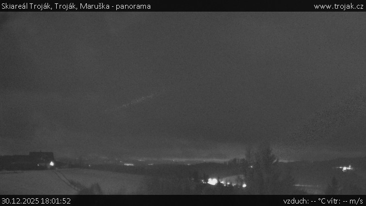 Skiareál Troják - Troják, Maruška - panorama - 30.12.2025 v 18:01