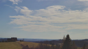 Skiareál Troják - Troják, Maruška - panorama - 5.4.2026 v 16:02 Skiareál Troják - Troják, Maruška - panorama - 5.4.2026 v 16:02